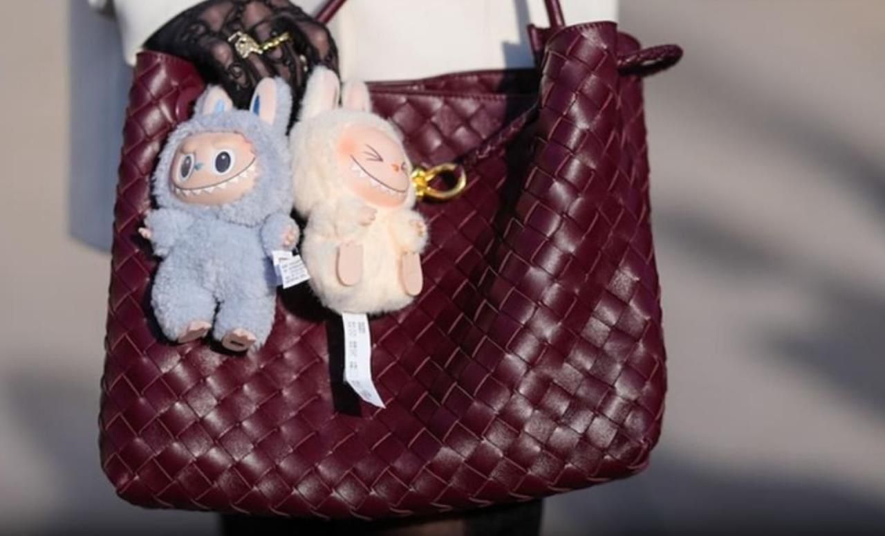 š§ø Labubu Doll ā Official Pop Mart āCuteāHorrorā Blind Box Plush